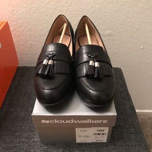 Cloudwalker brand new shoes size 10W women